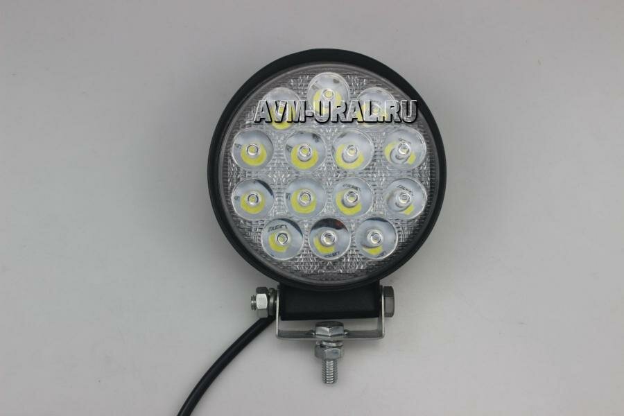 GRANDE LIGHT GL-8011 Светодиодная фара 12/24V 42W 14LED круглая дальний свет Off-Road 113*130*30 мм GRANDELIGHT