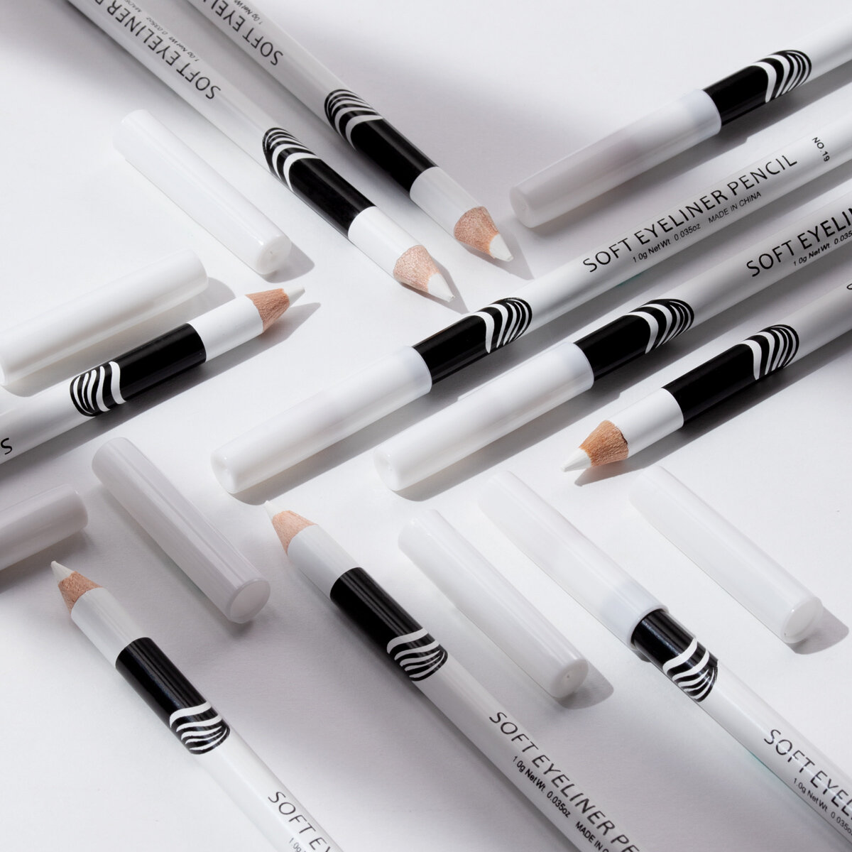 Карандаш разметочный белый Soft eyeliner pencil, упаковка 5шт.