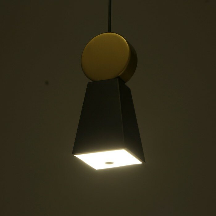 Светодиодные BayerLux Светильник 2284/1 LED черно-золотой 10х10х24-124 см - фотография № 4