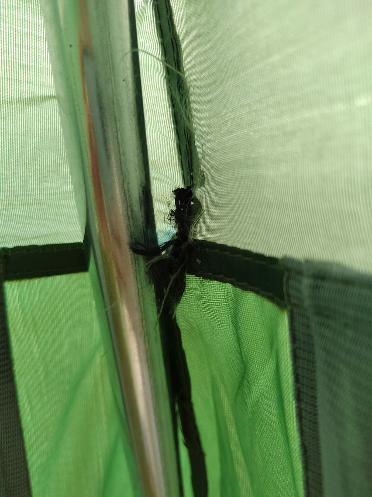 Палатка-шатер-беседка, размер 320x320x235 для отдыха из металлического стального каркаса + усиленная москитная сетка 2902 - фотография № 8