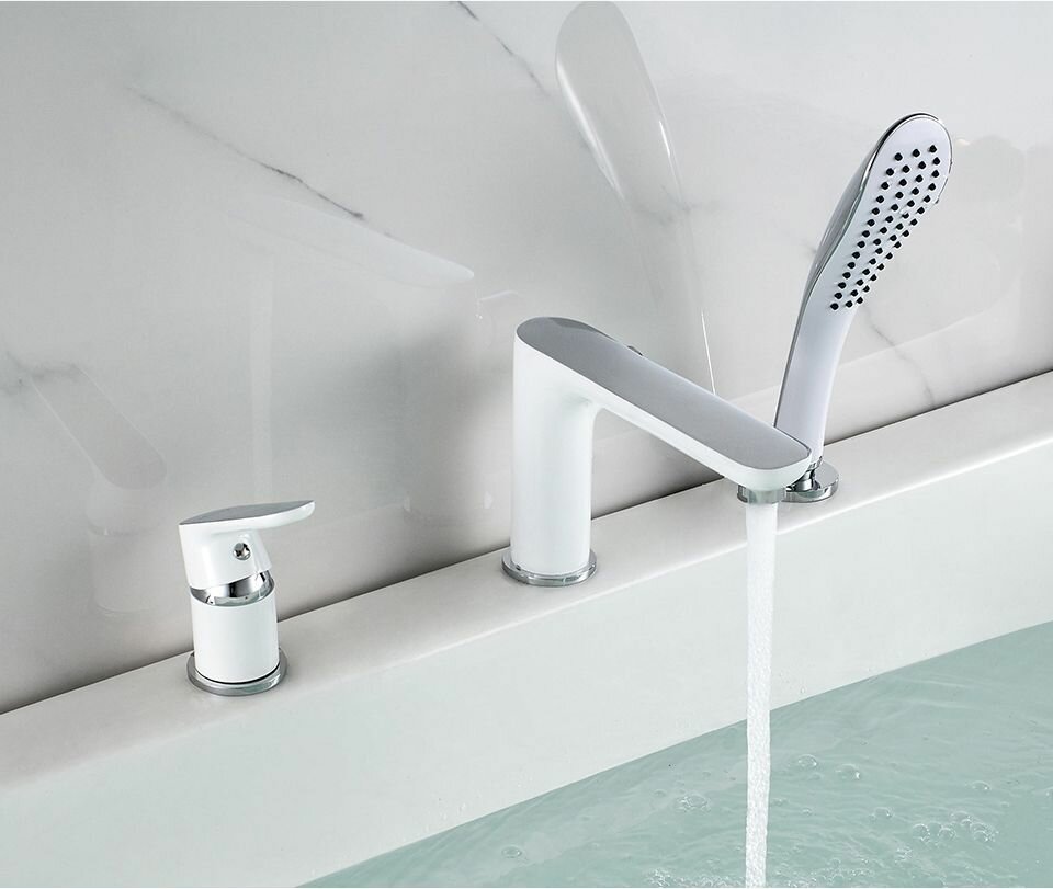 фото Смеситель на борт ванны на 3 отверстия Accoona A6519G белый-хром