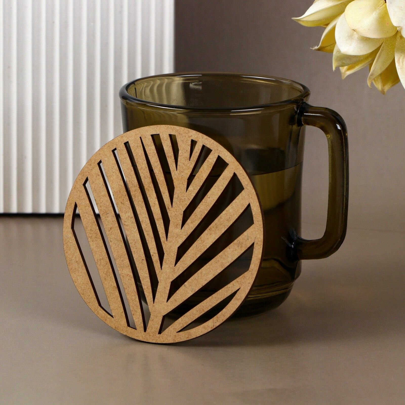 фото Подставка под горячее «Лист»