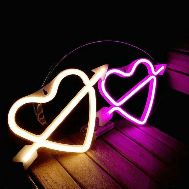 Декоративная световая фигура Riota Сердце со стрелой, розовый, 18x28 см, 1 шт - фотография № 4