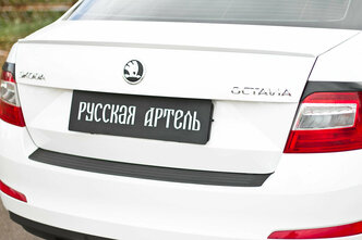 Накладка на задний бампер Skoda Octavia A7 2014-2017 (III дорестайлинг)