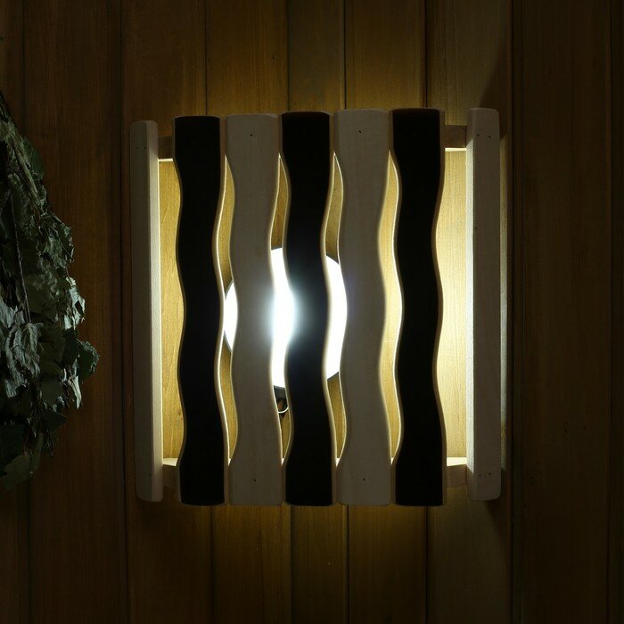 Абажур деревянный, угловой "Плоский Термо-5" 29,5х23х16 см - фотография № 2