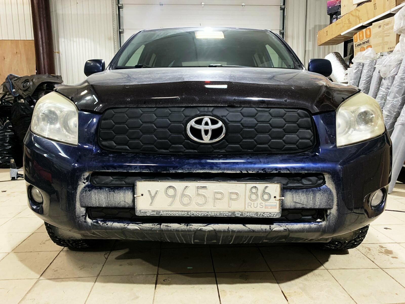 Утеплитель радиатора для Toyota RAV4 2005 -2010 (XA30) Комплект 3 детали Дизайн Соты