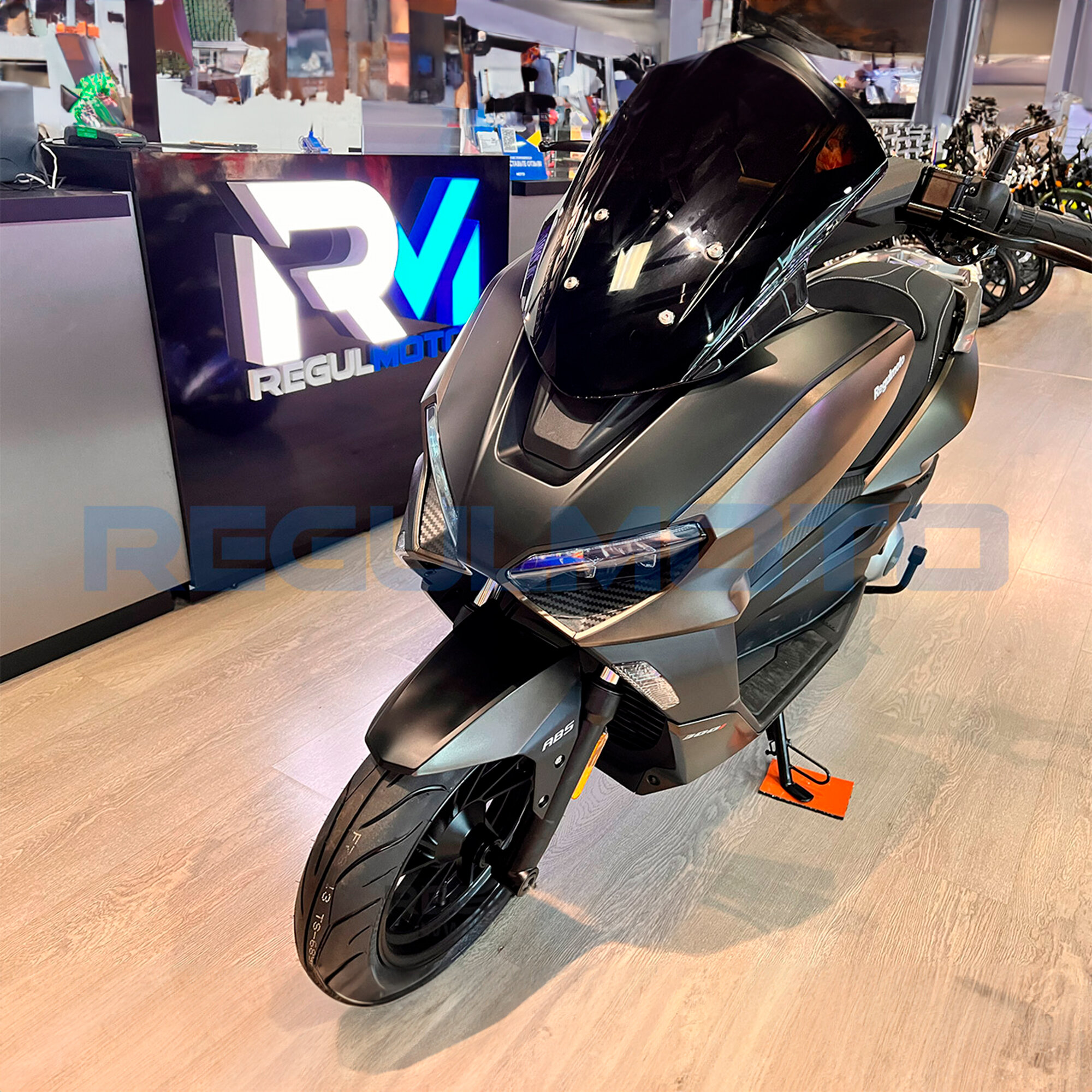 Скутер Regulmoto ELEMENT 300CC 4T (LJ300T-18) EFI Коричневый матовый 102001-2