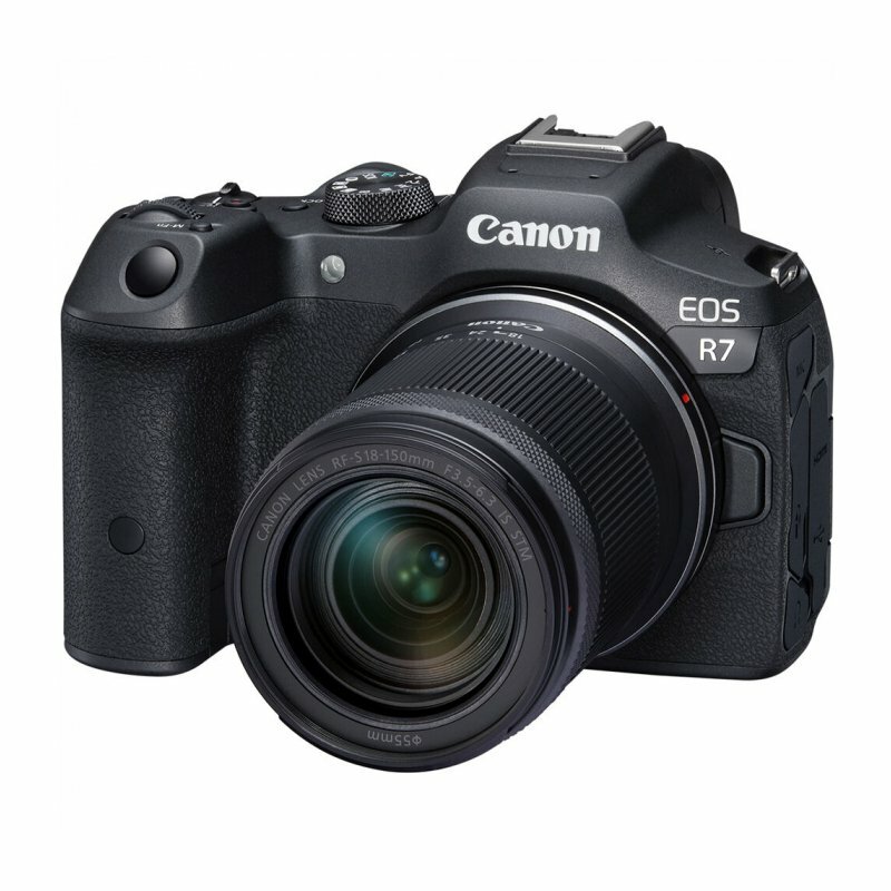 Canon EOS R7 kit 18-150/3.5-6.3 //