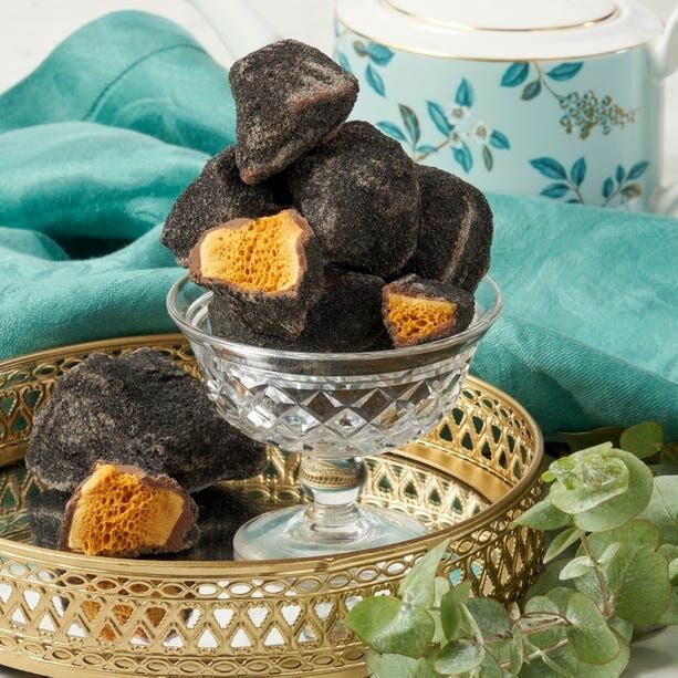 Конфеты Fortnum and Mason Christmas Coal 2х250 гр - фотография № 3