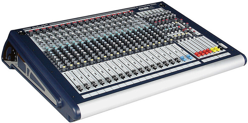 Soundcraft GB4-16 микшер 16 моно, 2 стерео, 8 Aux, 4 подгруппы, матрица 7x4, TRS директ-выходы на каждом моно канале. 12-сегментная LED индикация. БП