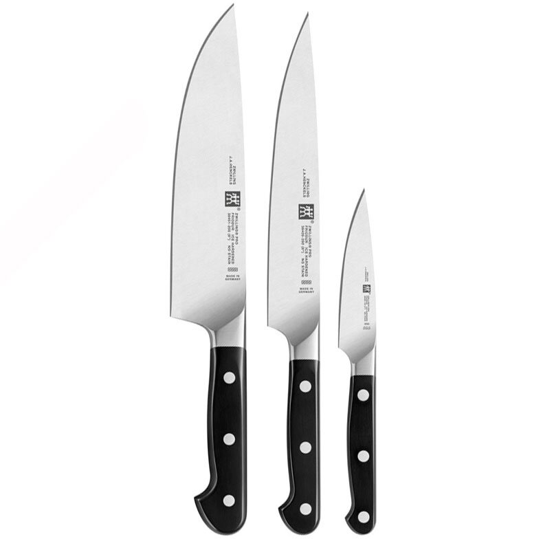   3 . Zwilling J.A. Henckels Zwilling Pro 38430-007