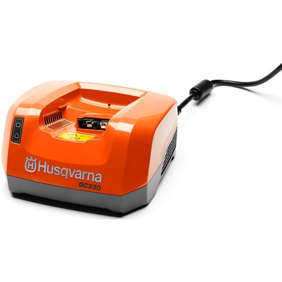 Зарядное устройство HUSQVARNA QC330. Быстрая зарядка, для всей техники и всех типов аккумуляторов . Потребляемая мощность 330Вт.