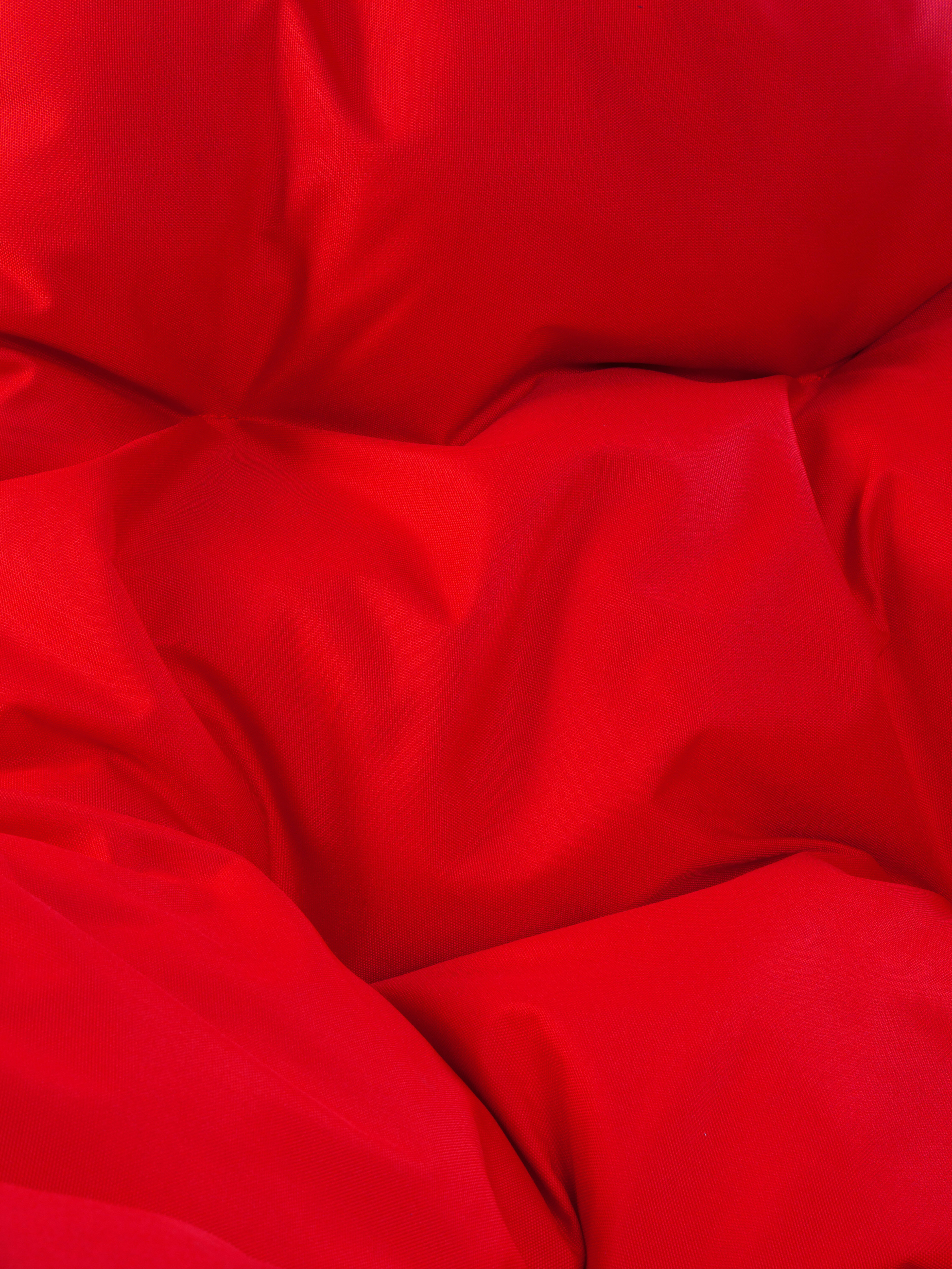 Кресло на подставке ротанг белый, красная подушка - фотография № 17
