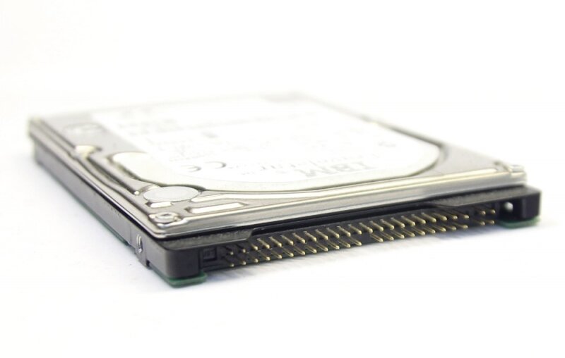 Жесткий диск IBM 204095-001 20Gb 4200 IDE 25" HDD