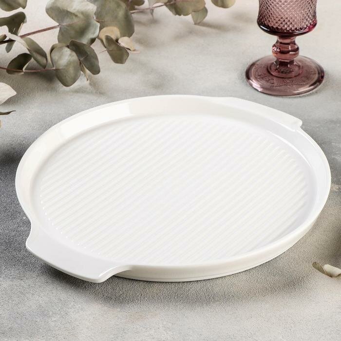 фото Блюдо фарфоровое для запекания круглое Magistro «Бланш», d=27 см, цвет белый