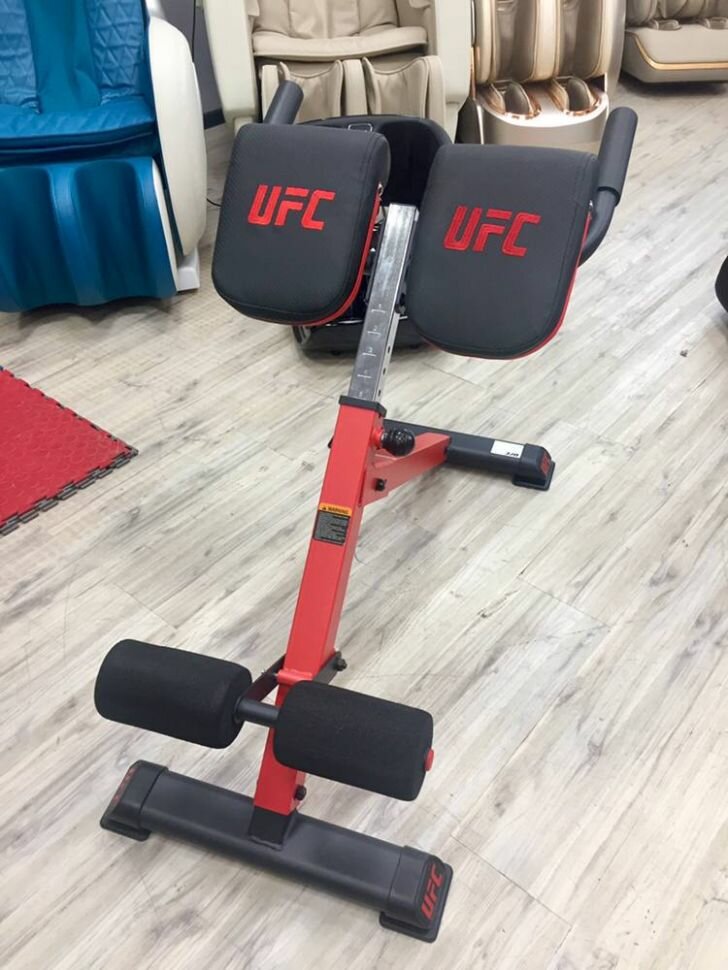 Гиперэкстензии и римские стулья UFC Гиперэкстензия наклонная UFC 45 градусов (Витринный экземпляр)