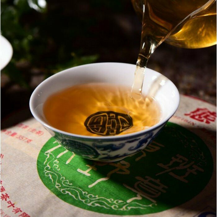 Китайский выдержанный зеленый чай "Шен Пуэр Shengtau qizibing", 357 г, 2020 г - фотография № 3