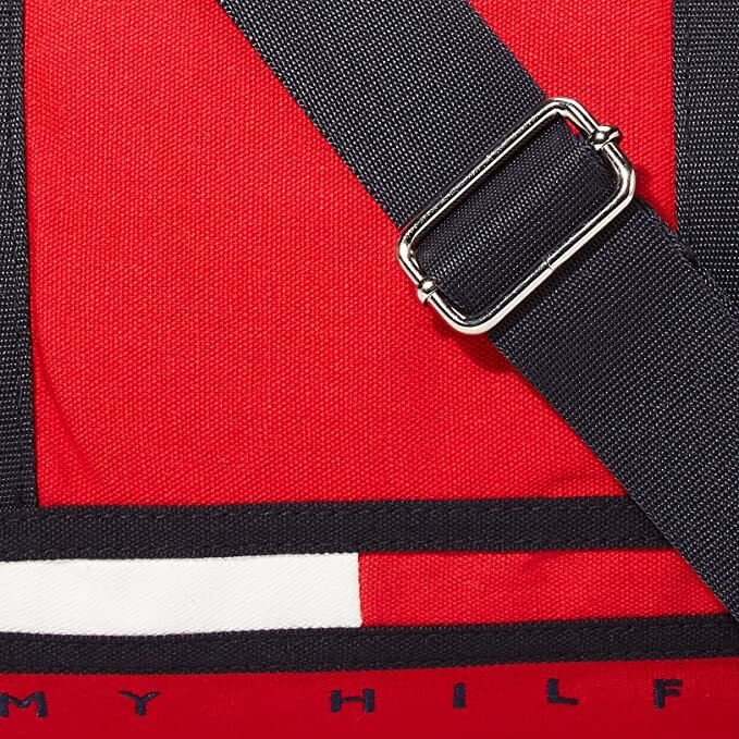 Спортивная сумка Tommy Hilfiger Duffle - фотография № 5