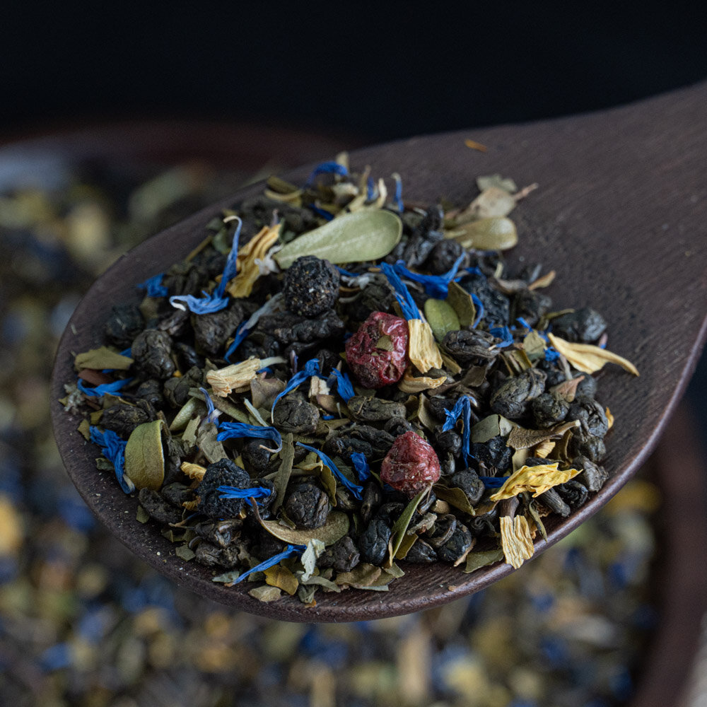 Зеленый ароматизированный чай "Таёжный на порохе" 100 г. - фотография № 1