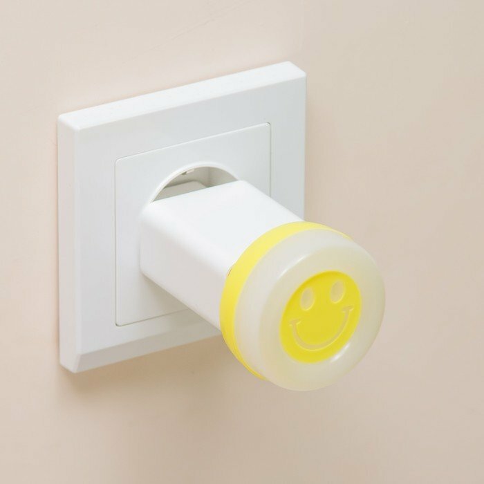 Ночник "Улыбка" LED 1Вт USB желтый 5х5х5 см (комплект из 15 шт) - фотография № 4