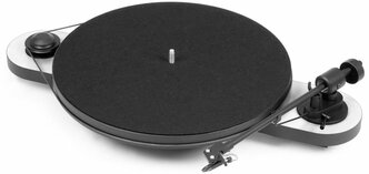 Проигрыватель виниловых дисков Pro-Ject Elemental (OM 5e) черный с белым