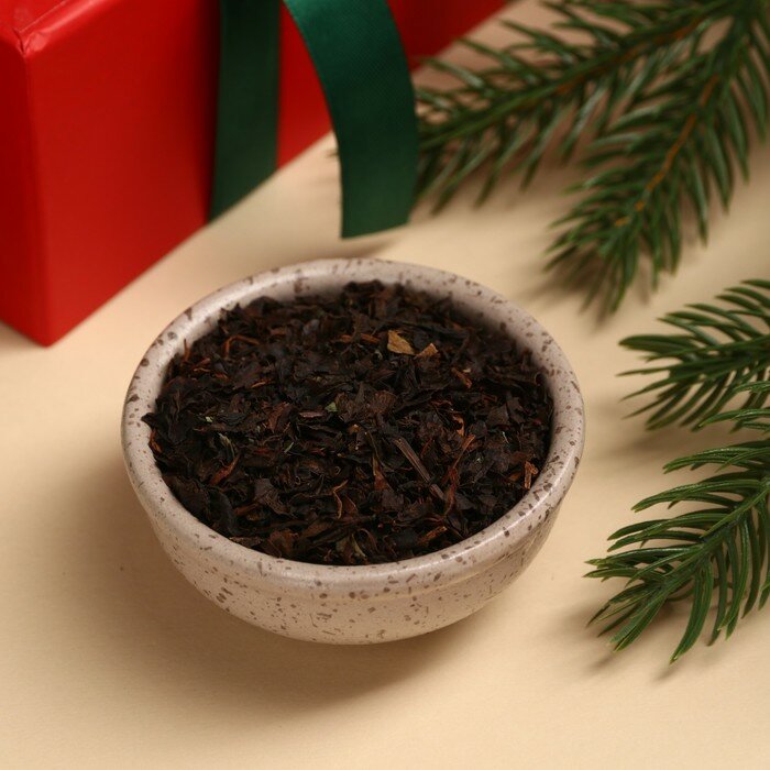 Чай чёрный в коробке "С новым годом", вкус: лесные ягоды, 20 г. - фотография № 2