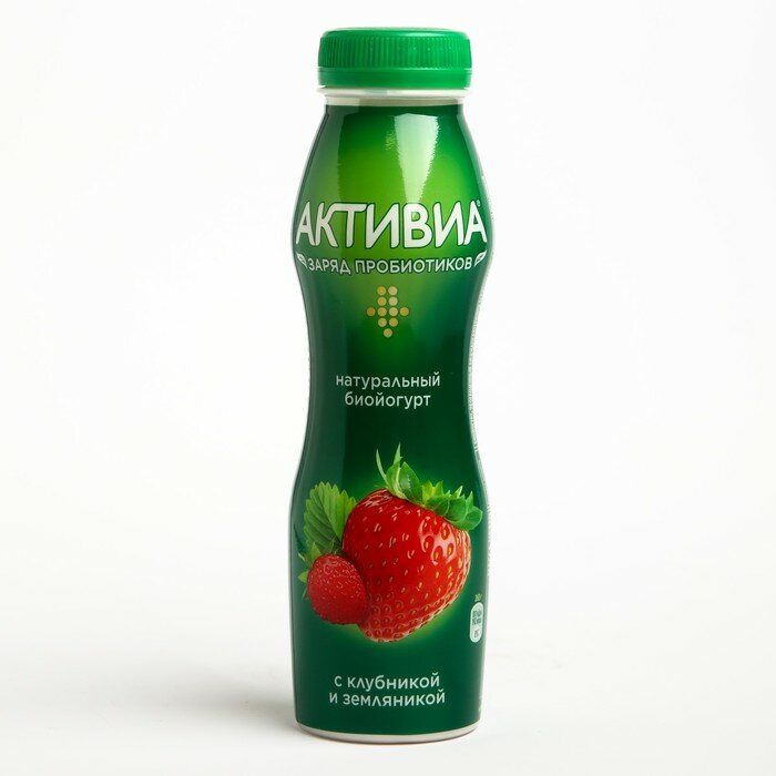 Биойогурт ACTIVIA питьевой клубника/земляника 1,5% 260г бут - фотография № 1