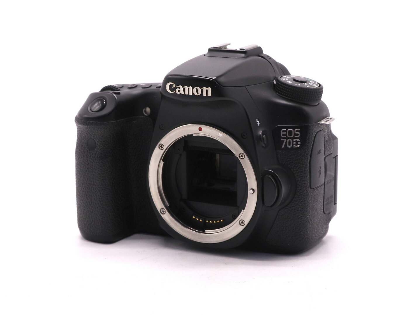 Фотоаппарт зеркальная Canon EOS 70D body