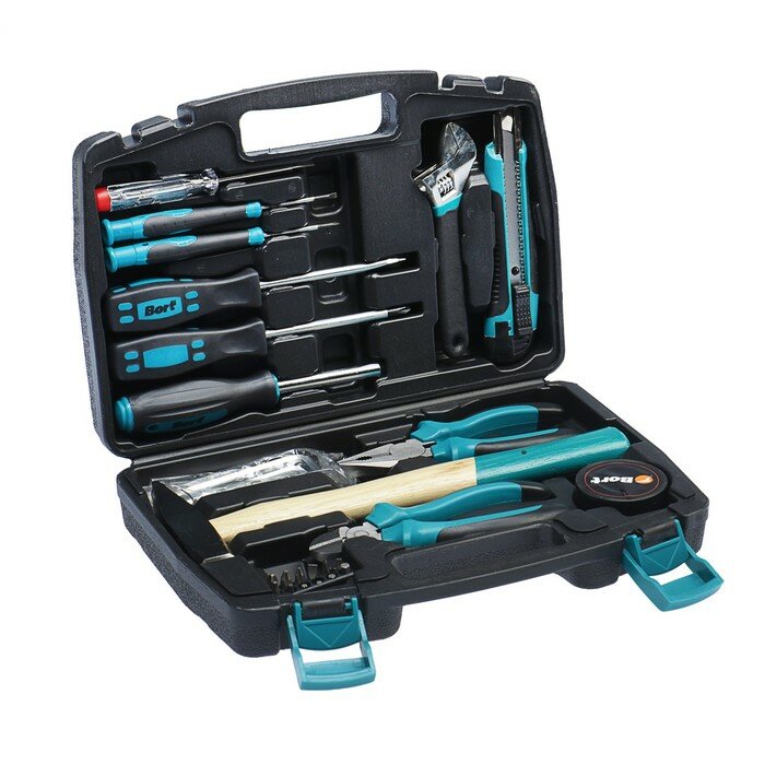 фото Набор ручного инструмента Bort BTK-32, сталь CrV, 32 предмета в чемодане