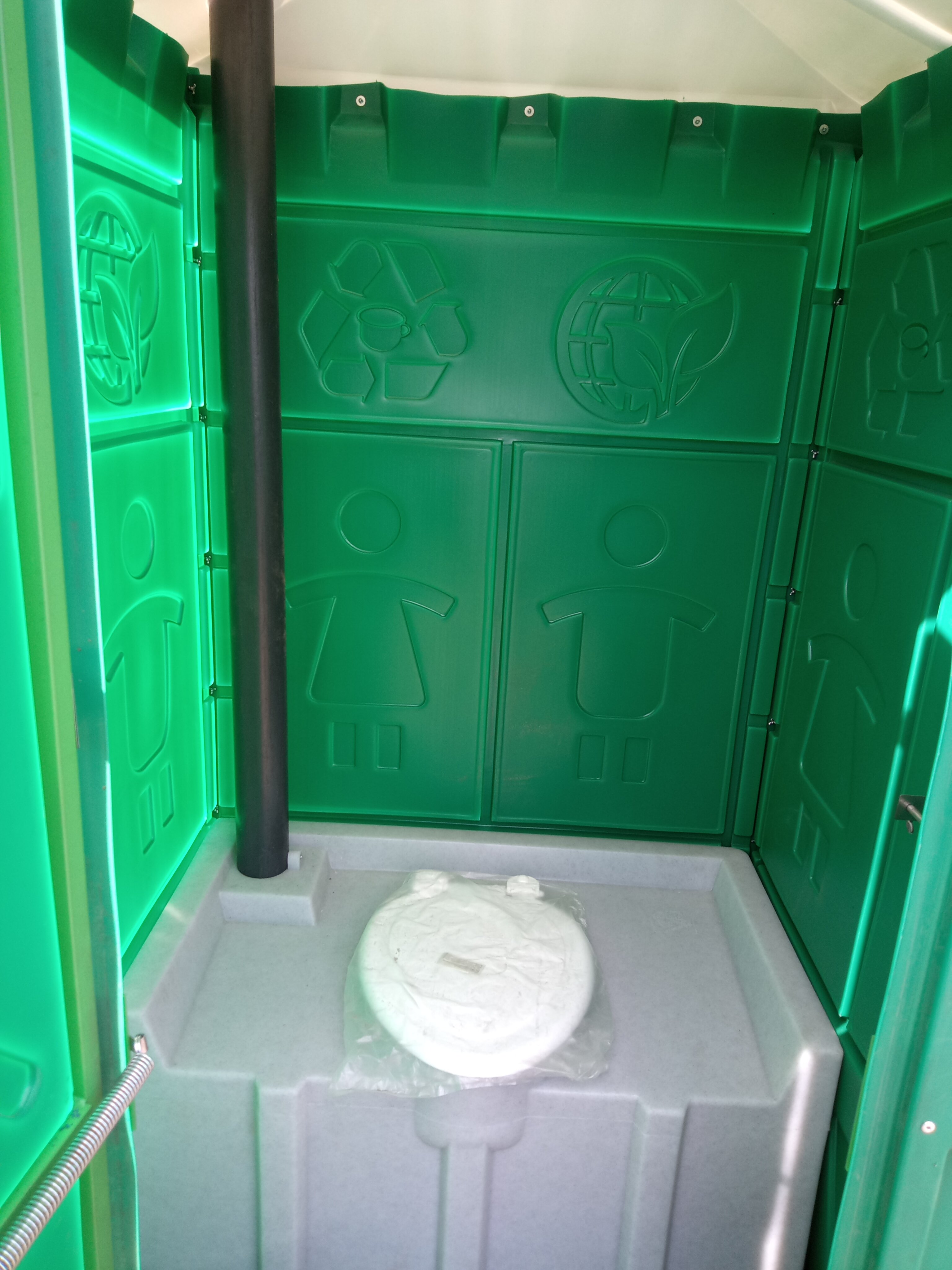 Мобильная туалетная кабина «стандарт экомарка-мд» (зеленый) - фотография № 3