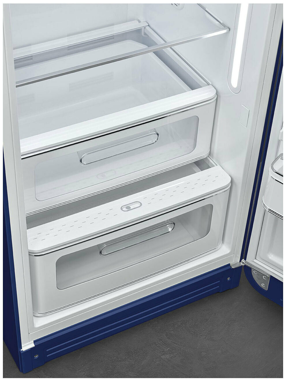 Однокамерный холодильник Smeg FAB28RDUJ5 - фотография № 6