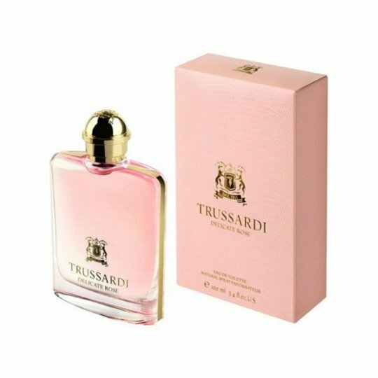 Туалетная вода Trussardi женская Delicate Rose 100 мл