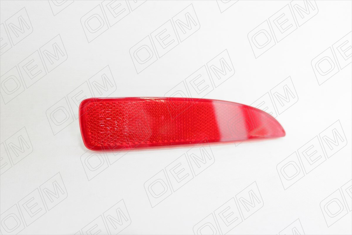 Катафот правый в задний бампер для Мазда 6 GJ 2012-2018 год выпуска (Mazda 6 GJ) O.E.M. OEM0009SOR