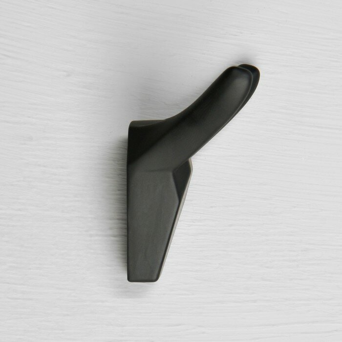 Крючок мебельный CAPPIO, двухрожковый, цвет черный - фотография № 5