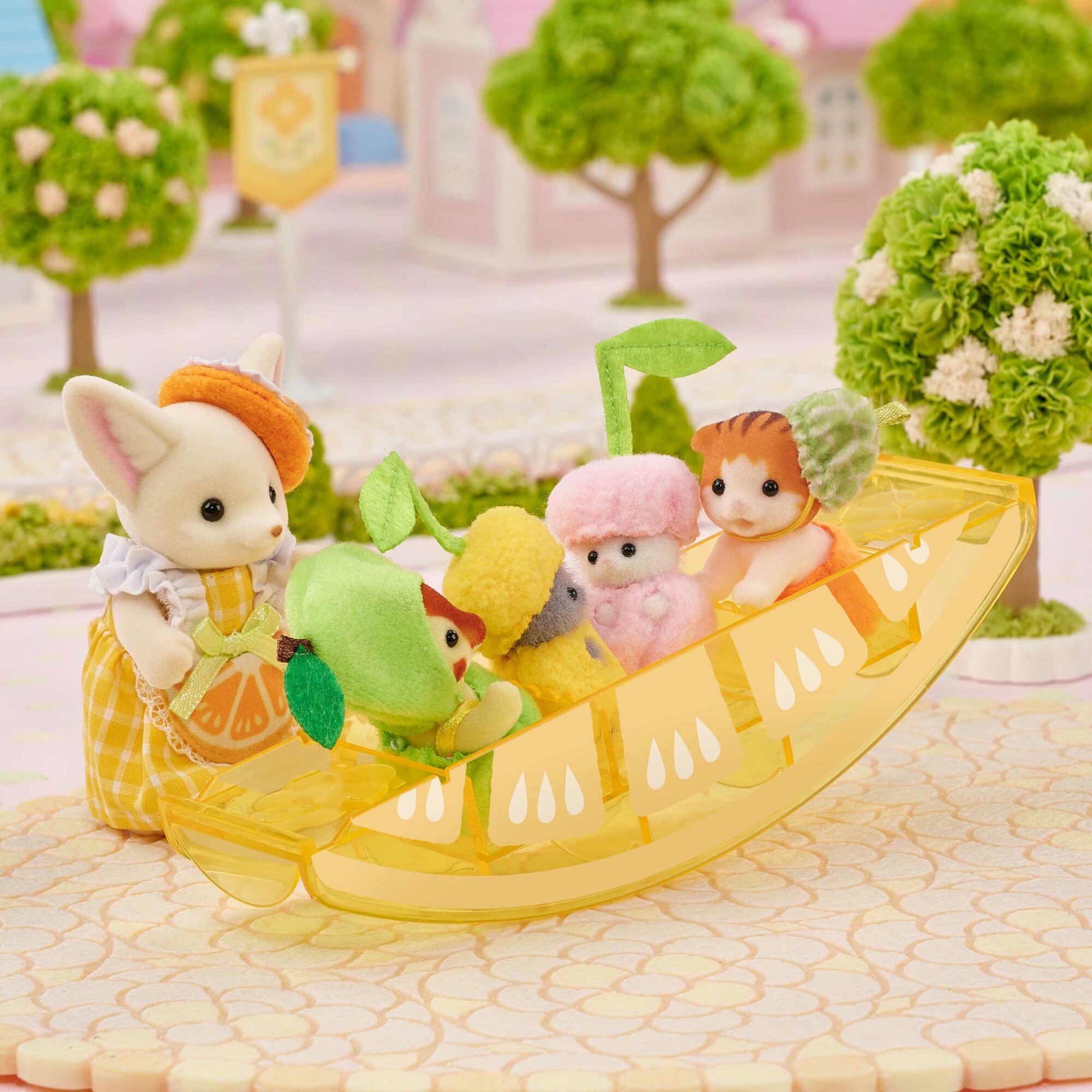 Sylvanian Family “Фруктовый автобус для малышей”