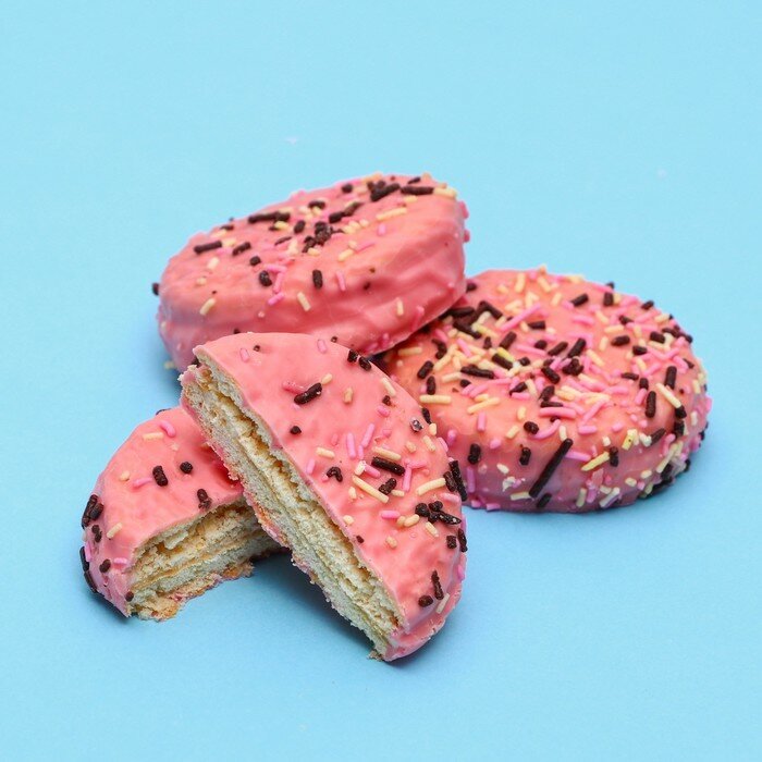 Печенье-сендвич UNICORN WHEELS покрытые глазурью с клубничным ароматом, 220 г - фотография № 2