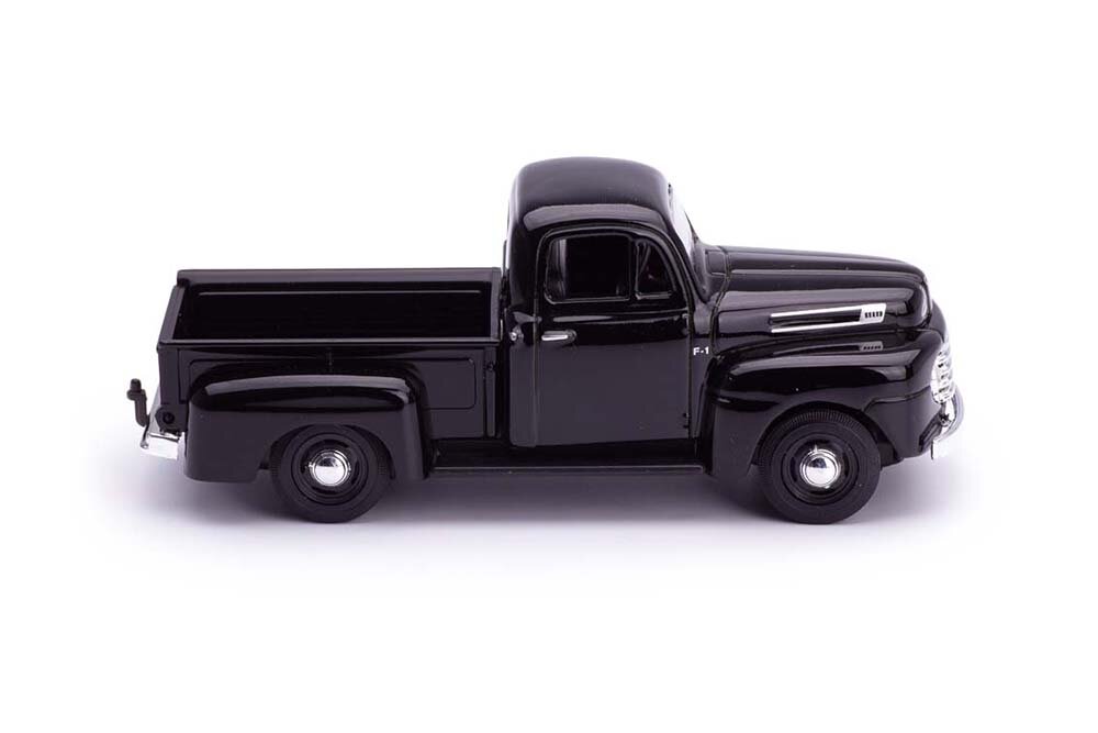 FORD F1 PICKUP (1948) BLACK - фотография № 8