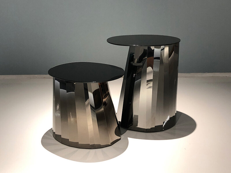 Столик в стиле Pli Side Table by ClassiCon (Черный оникс высокий 530*650 мм) - фотография № 2