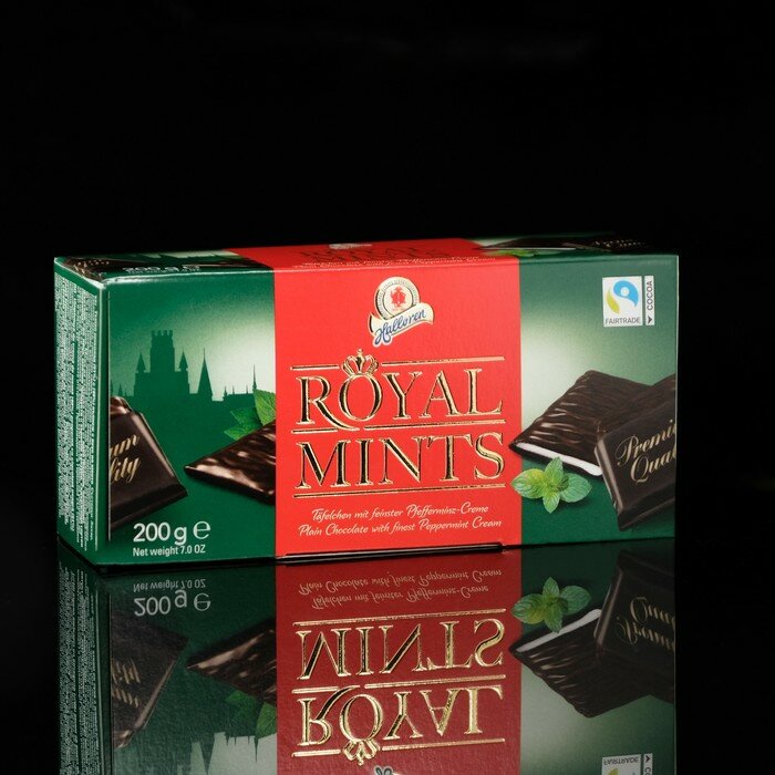 Шоколад с мятной начинкой пластинками Royal Thins Mints, 200 г - фотография № 1