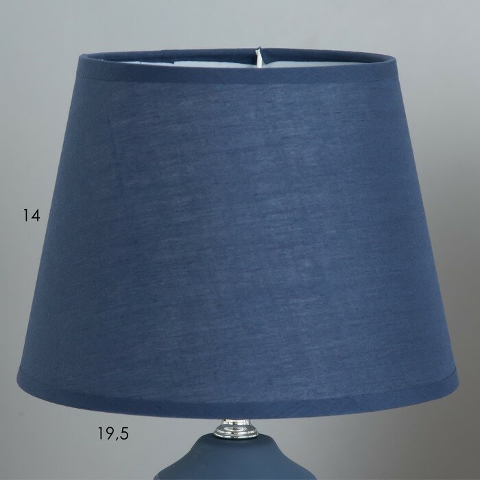 Настольная лампа "Илиана" Е14 40Вт синий 20х20х31см - фотография № 3