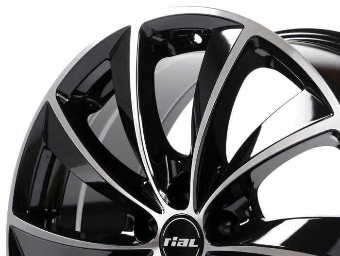 Литые колесные диски Rial Lugano 8x18 5x112 ET35 D66.5 Diamont Black Front Polished (LU80835M33-1)