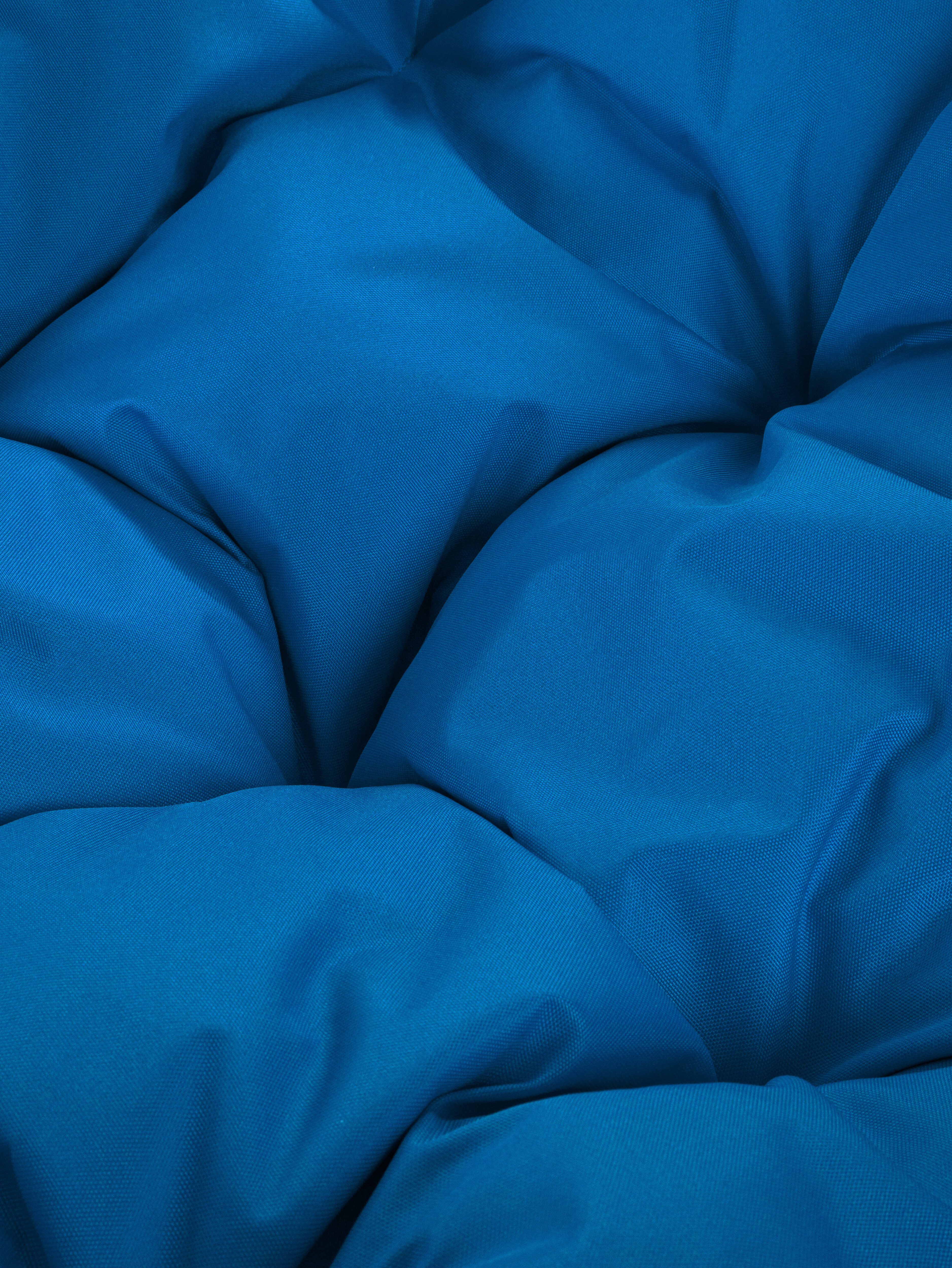 Подвесное кресло ротанг белое, синяя подушка - фотография № 10