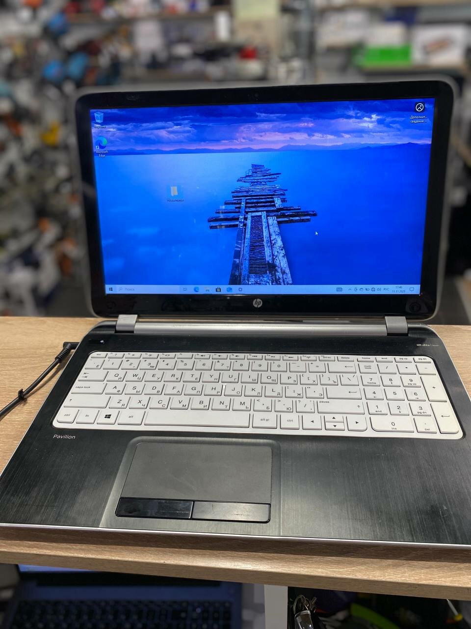 15.6" Ноутбук HP Pavilion 15-n011sr (HD) A4-5000M(1.5)/4096/500/AMD HD8330G/DVD-SMulti/WiFi/BT/Cam