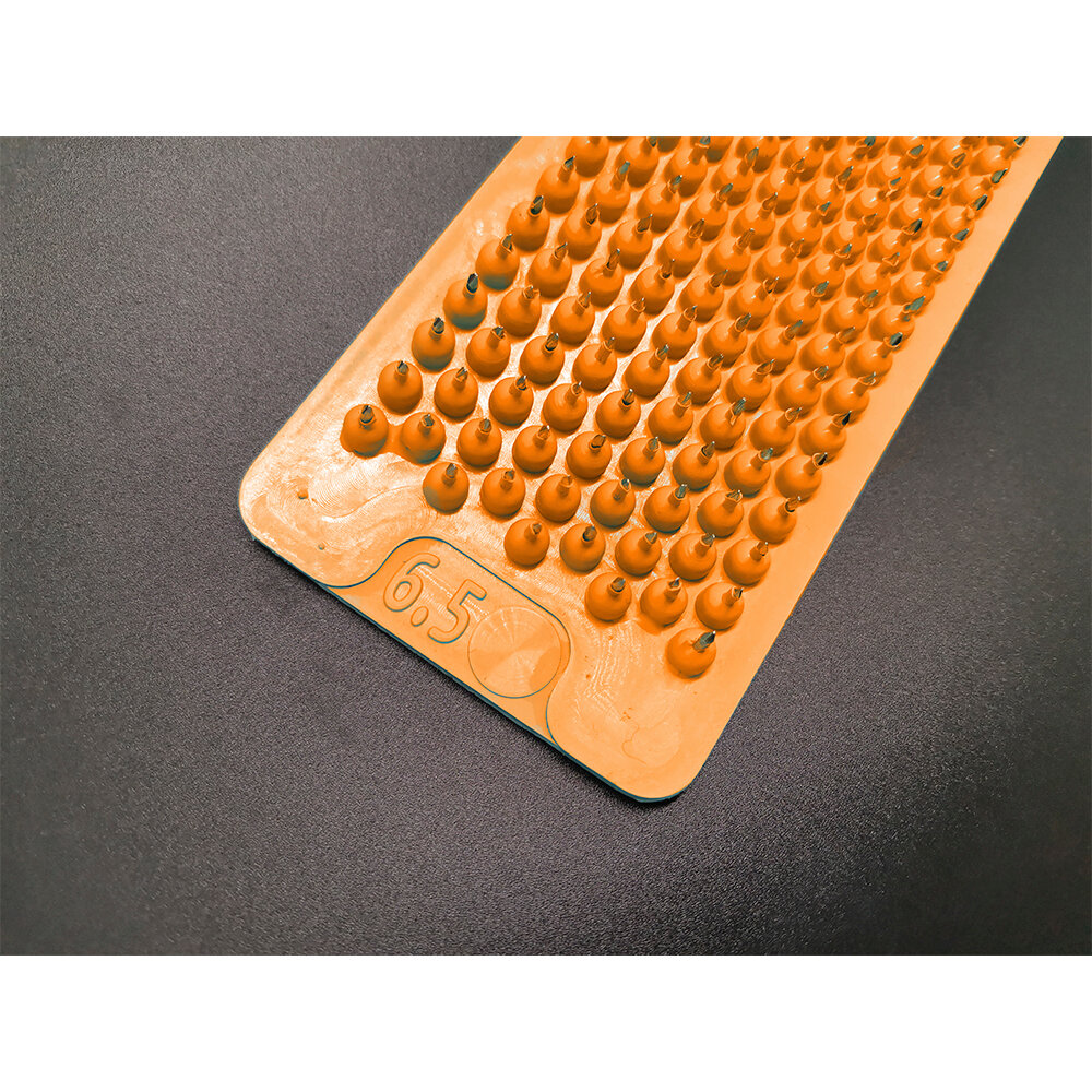 Аппликатор Кузнецова с металлическими иглами ивлар медус, размер 240х60 мм, цвет оранжевый, шаг игл 6.5 мм - фотография № 2