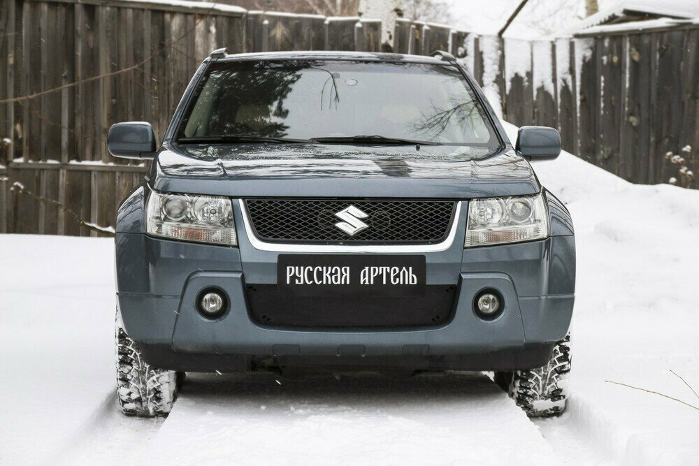 Зимняя заглушка переднего бампера для Suzuki Grand Vitara 2005-2008, шагрень (ZRS-132202) (Русская Артель)