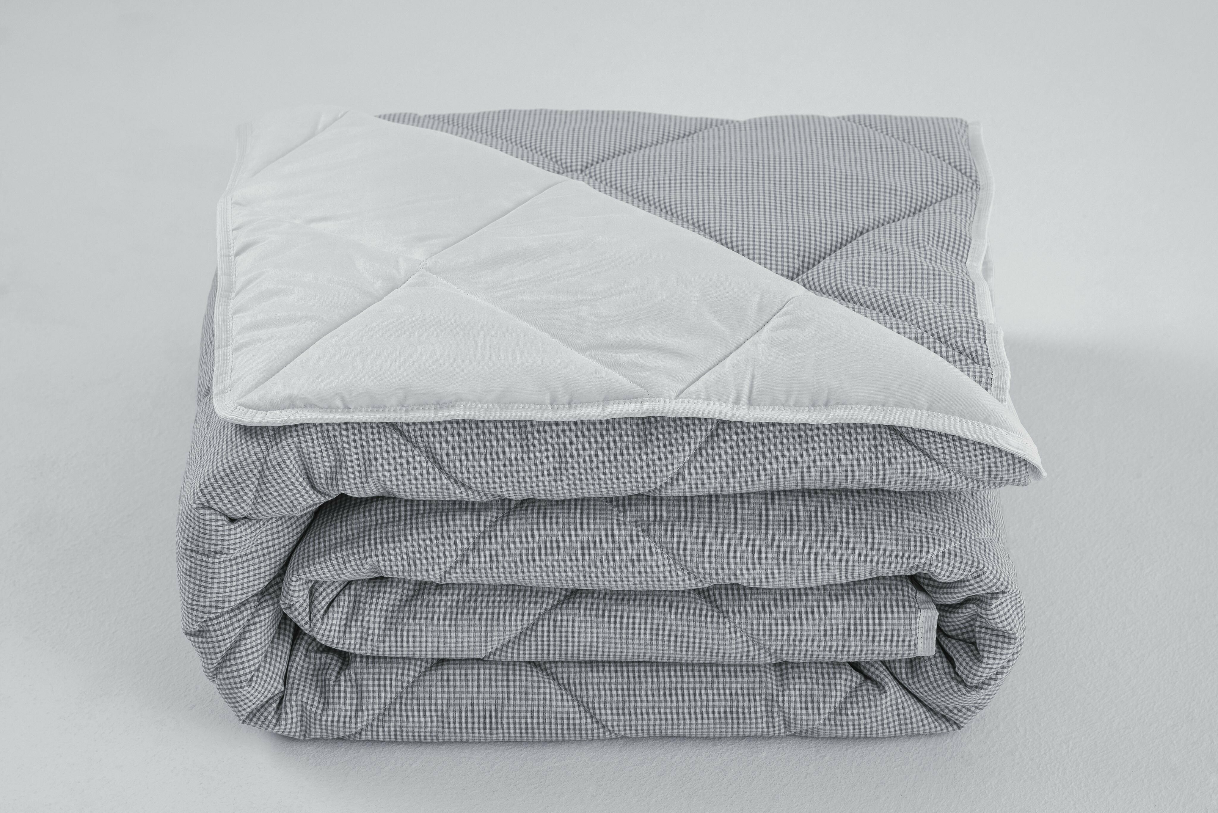 Одеяло 110х140 зимнее детское ARMOS Laught Тик/Микрофибра, полиэфирное волокно 400 г/м2 - фотография № 2