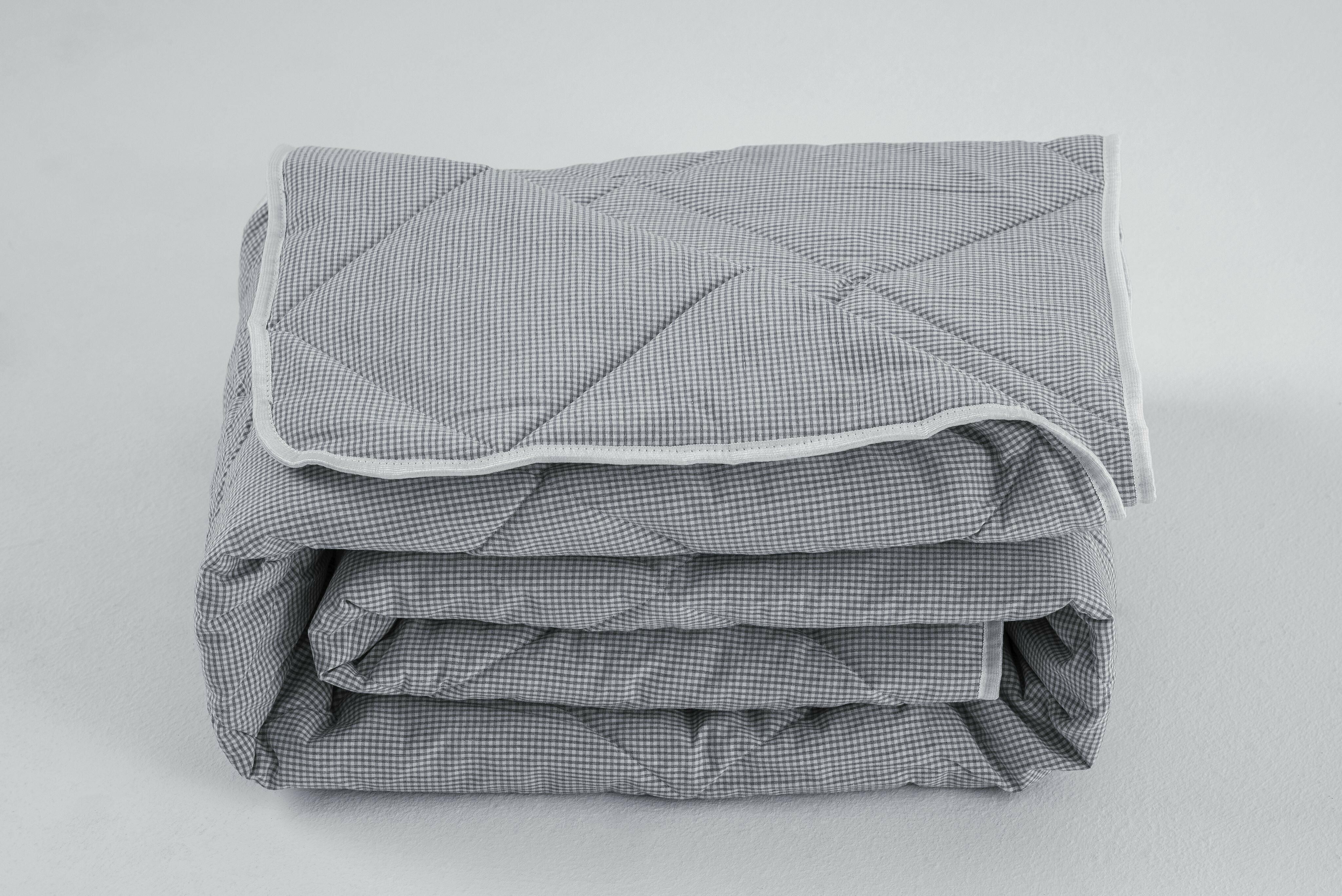 Одеяло 110х140 зимнее детское ARMOS Joy Хлопковый тик, полиэфирное волокно 400 г/м2 - фотография № 2