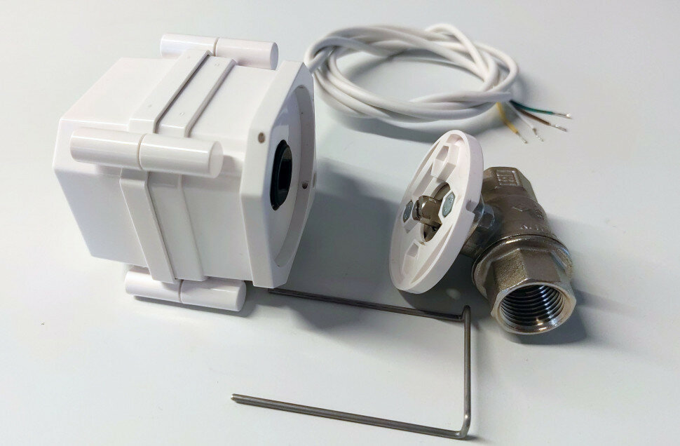 фото Шаровой кран с электроприводом 12ВUltimate 1 Латунь Bonomi Усиленный 11091033 1" (ДУ25), Ultimate BS, Bonomi усиленный, 12В