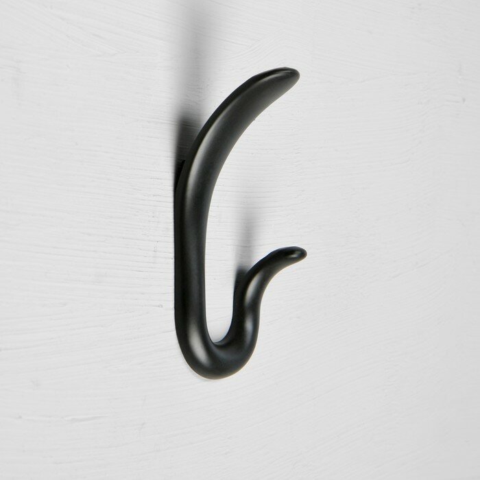 Крючок мебельный CAPPIO DUCK, двухрожковый, цвет черный - фотография № 1
