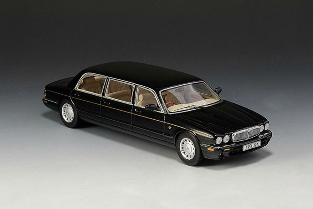 JAGUAR XJ (X308) LIMOUSINE WILCOX EAGLE 2000 BLACK - фотография № 4